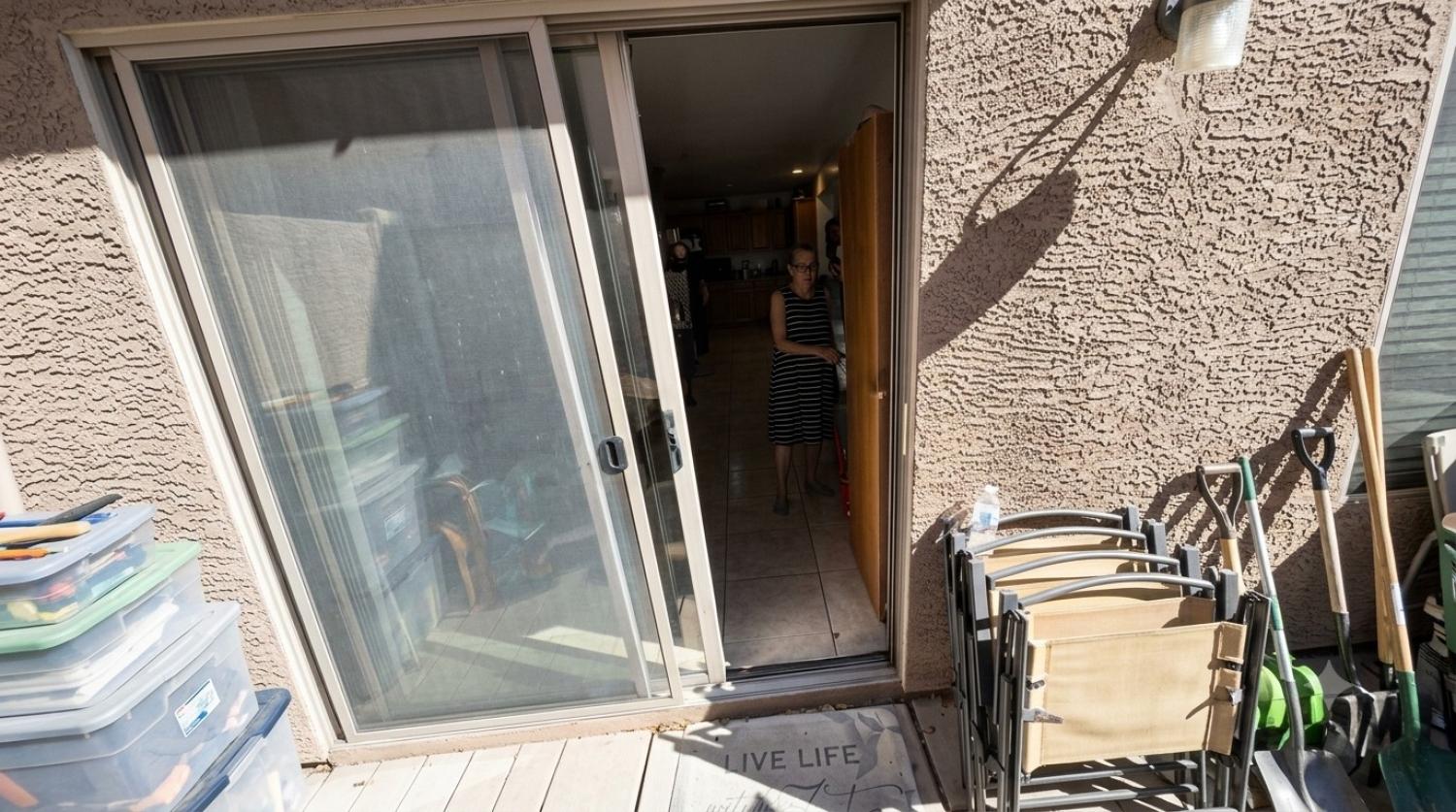 Sliding Glass Door Roller Repair S Napa Ln, Gilbert, AZ